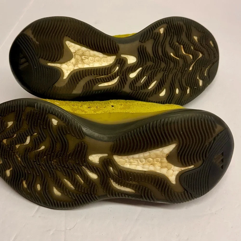 YEEZY BOOST‎ 380 